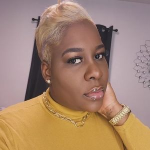 Meet your Posher, Kimi